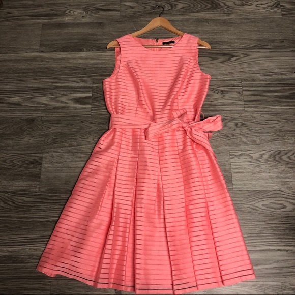 Tommy Hilfiger Coral Pleated Cocktail Dress Sz 10 - Picture 3 of 6
